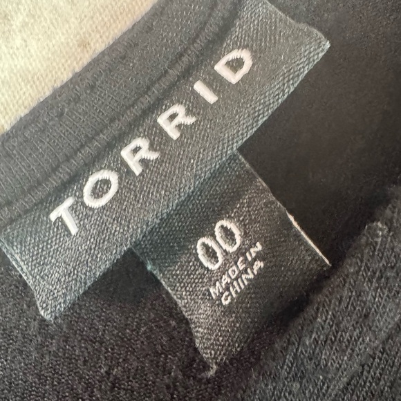 Torrid Women's Size 00 Mini Trapeze Dress Black Medium Short Sleeve Casual M - Picture 3 of 8